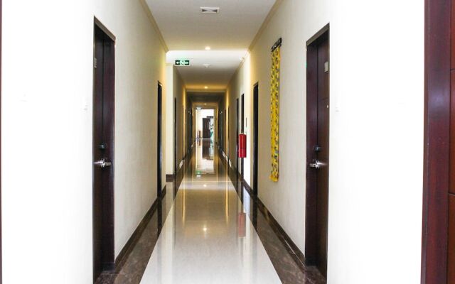 Hotel Puri Indah & Convention