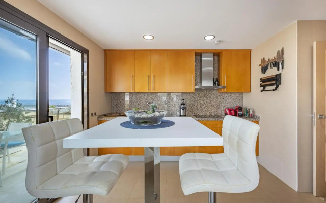 2218-Duplex first line beach with sea view