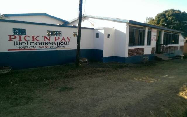 PIck n Pay  Resort Nkhotakota