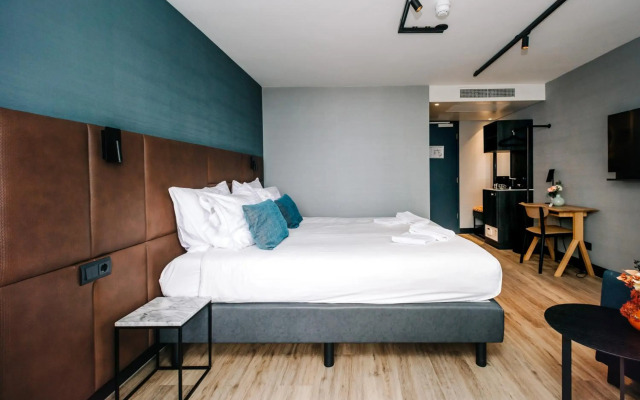 Amsterdam Beach Hotel