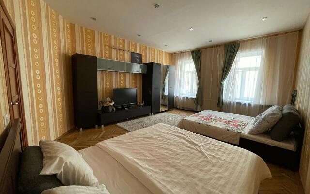 Апартаменты на улице Оружейника Федорова 15