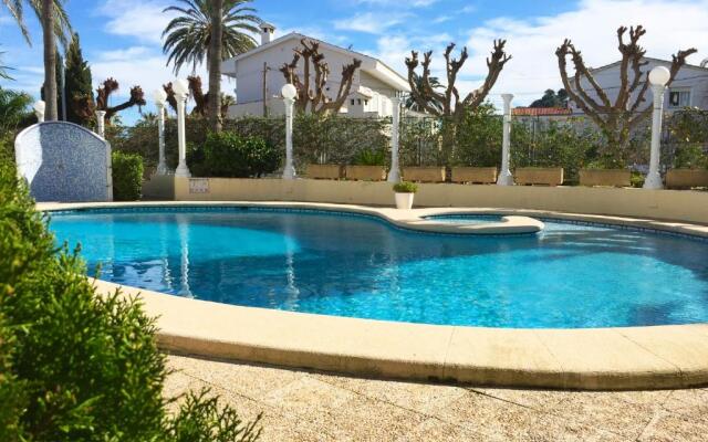 AP2116 Oasis Beach II Marineta