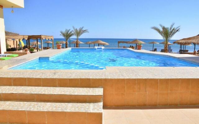 Dolphin Beach Hotel Safaga