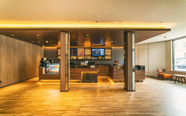 Hanting Hotel Qingdao Railway Station West Square
