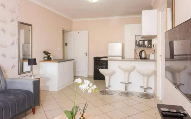 Sun n Surf Sunny and spotless 1 bedroom apartment