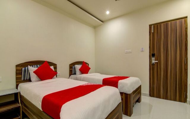 OYO 13584 Hotel Ruchi