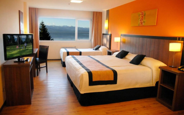 Huinid Pioneros Hotel