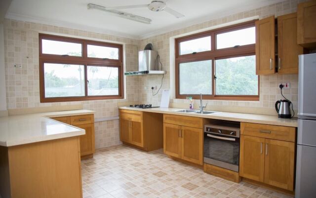 Baobab Hotel Apartment By Zakinn