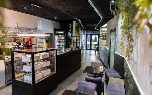 Hotel Cool Zagreb Airport