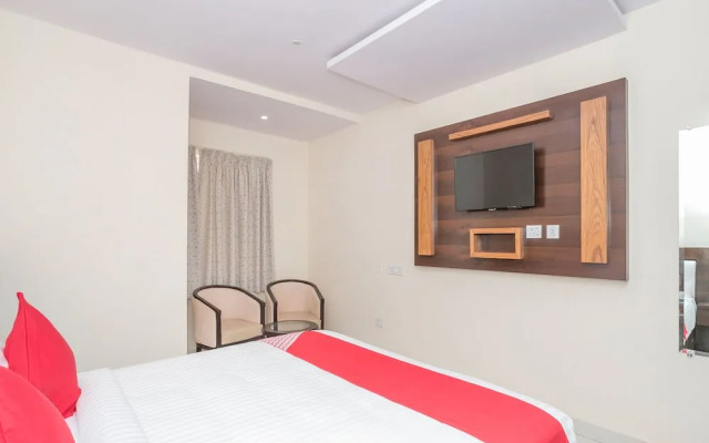 OYO 12922 Hotel Ivy Dew drops