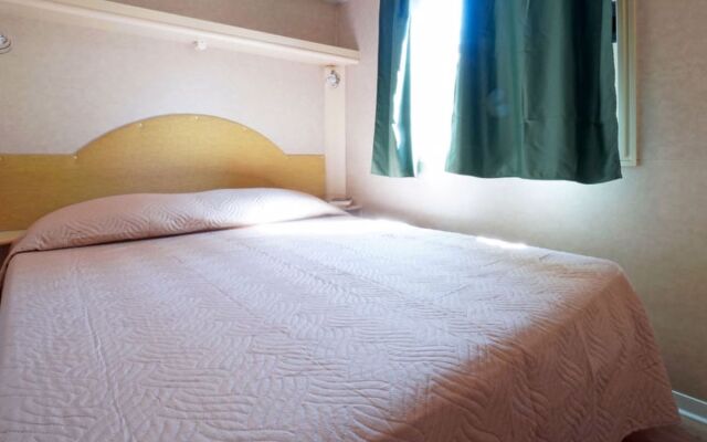 Campeggio del Forte Ponente 6 (MBO164)