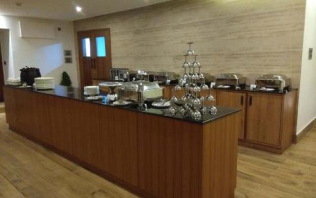 Pine Tree Spa & Resort
