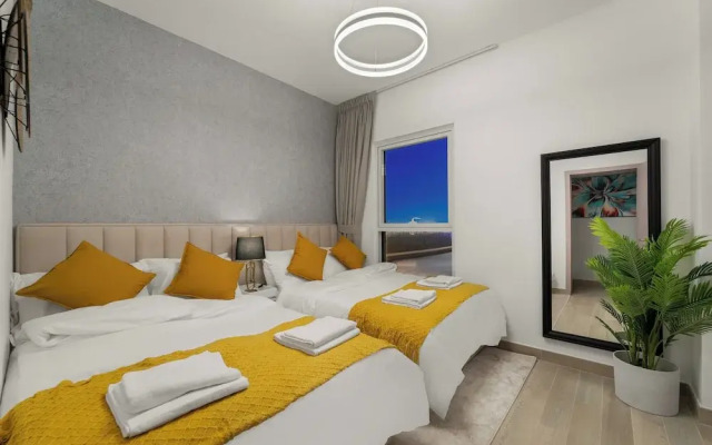 Luxe Ventures Waters Edge Haven