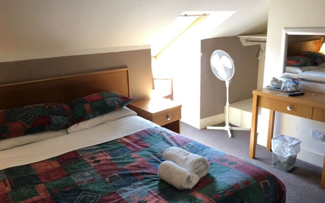 Smiths Hotel