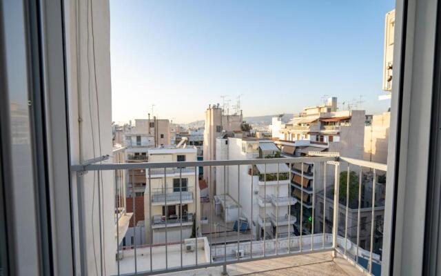 Dimotiko Theatro metro st. 1 bedroom 4 pers. flat