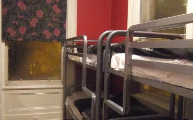Paddy's Palace Belfast Hostel