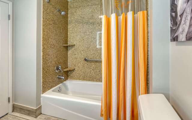 La Quinta Inn & Suites by Wyndham Visalia/Sequoia Gateway