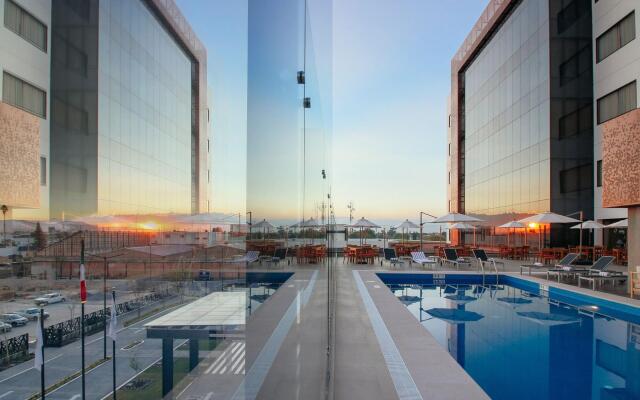DoubleTree by Hilton Celaya