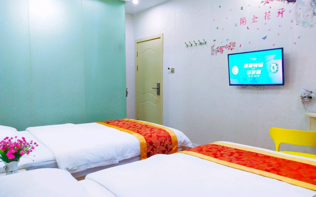 Tonghuayuan Business Hotel