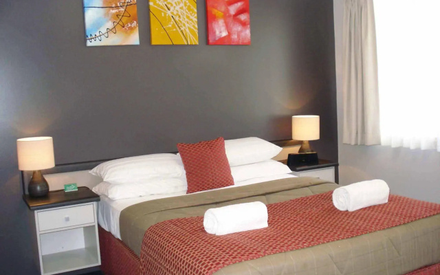 Oakey Motor Inn