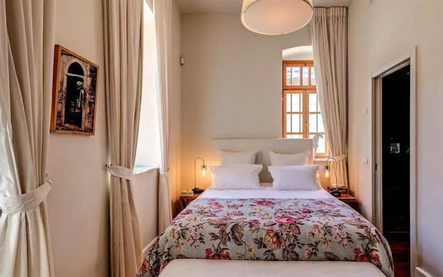 The Varsano Hotel