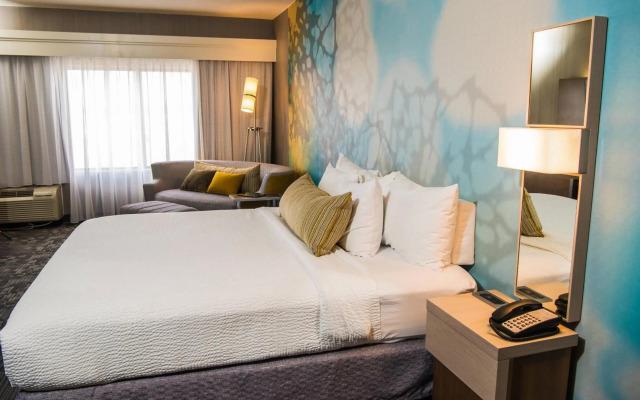 Courtyard by Marriott Erie