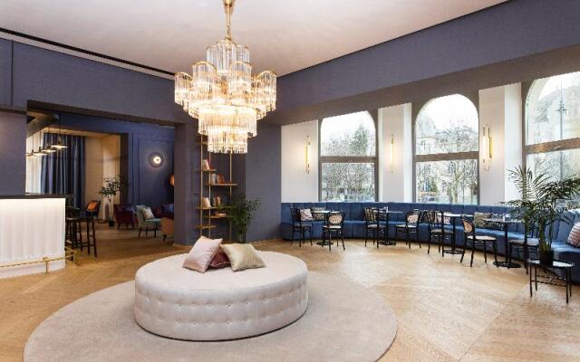 Alice Hotel