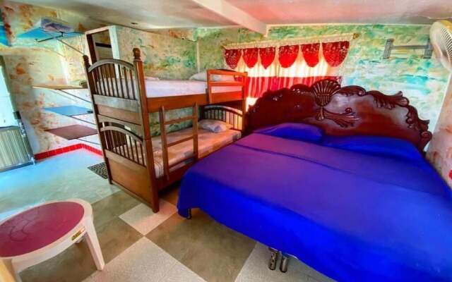 Yellow Moon Guesthouse  Apartments