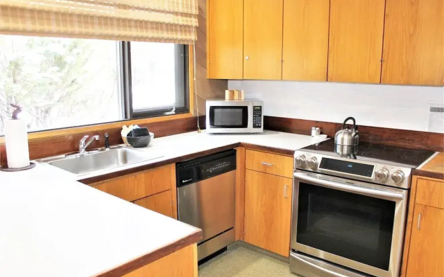 Meadow House 58 2 Bedroom Home