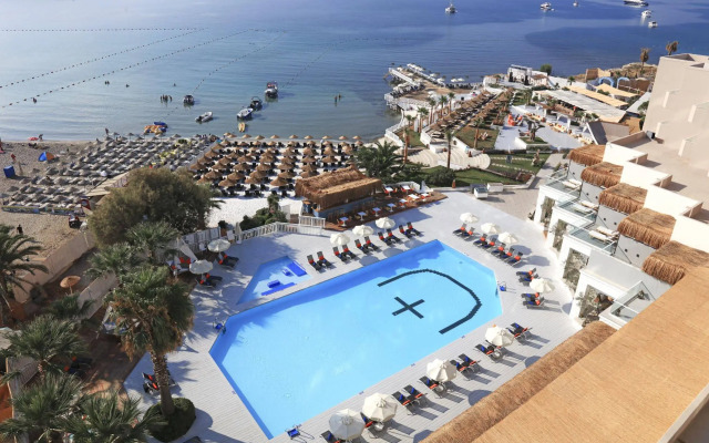 Design Plus Seya Beach Hotel