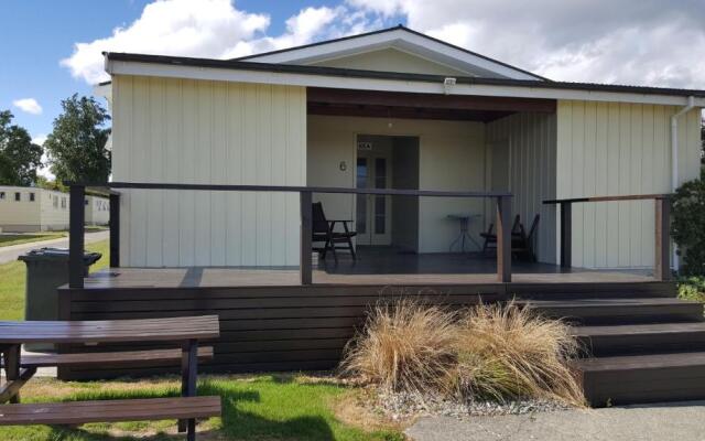 High Country Motel and Backpackers