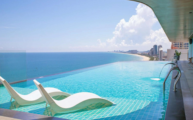 Radisson Hotel Danang