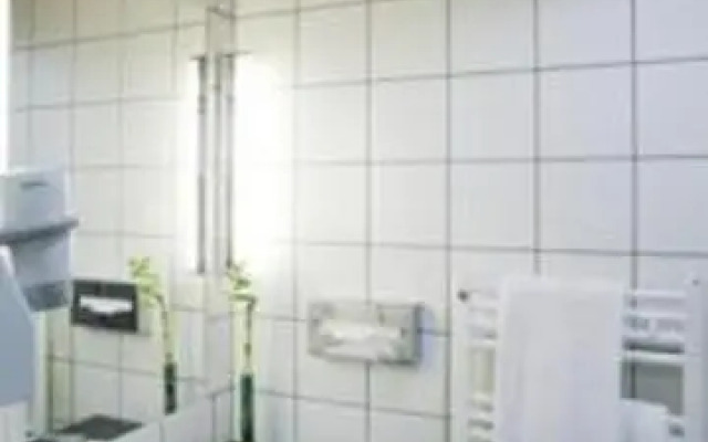 Airport Hotel S1