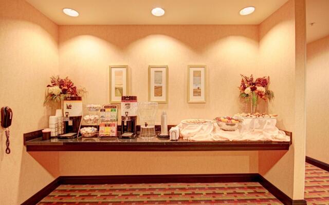 Hampton Inn & Suites Denver-Downtown