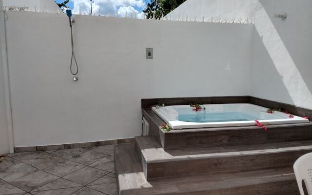 Dream House with Hot Tub