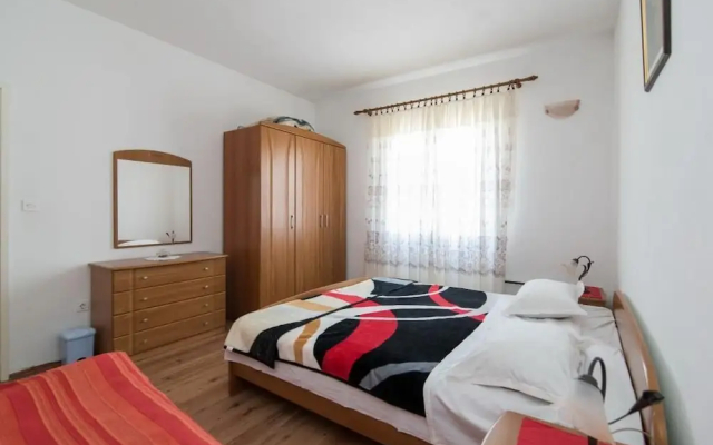 Apartment Alana -