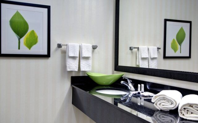 Fairfield Inn & Suites Madison East