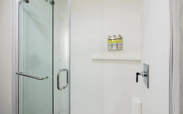 Holiday Inn Express Boston South - Quincy by IHG