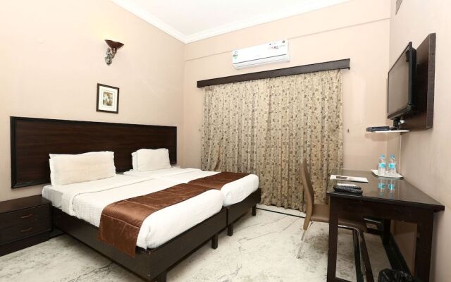 The Down Town Hotel