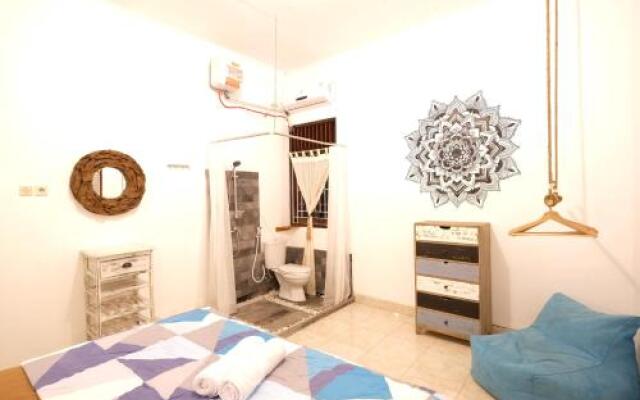 Wood Stone Hostel
