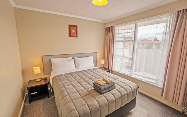 Kaikoura Motor Inn – Guest Rooms – Kaikoura