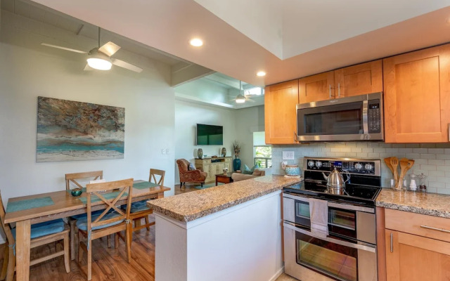 Honu Haven 2 Bedroom Condo by Redawning