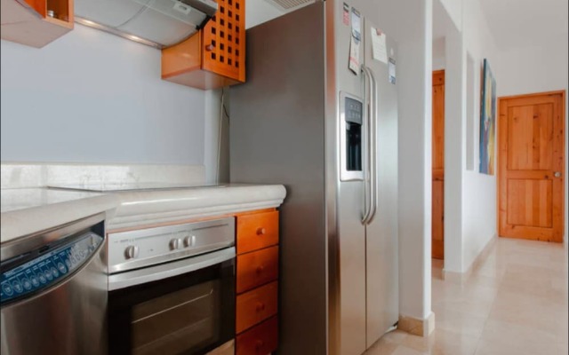 Alta Vista 3Br Condo By Rmh