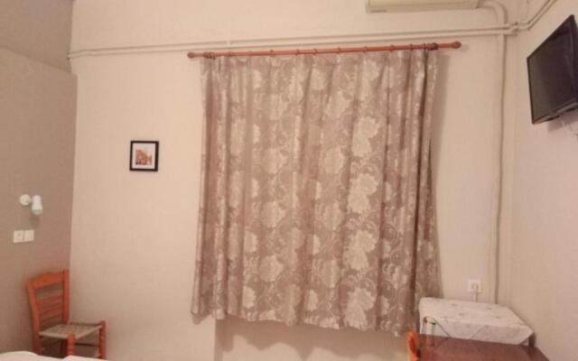 Rooms-Studio Anagnostou