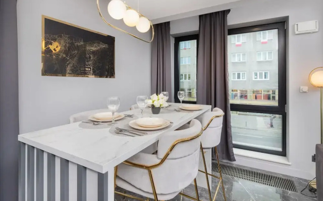 Luxurious Apartment in Gdynia by Renters