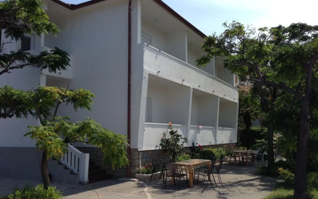 Coastal Home - 10 m From the sea - A5