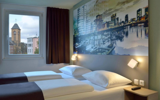 B&B Hotel Düsseldorf City-Süd