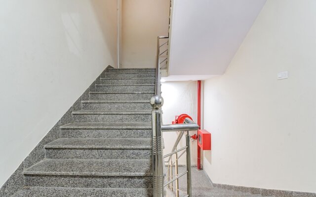 Fabhotel Grand Lotus