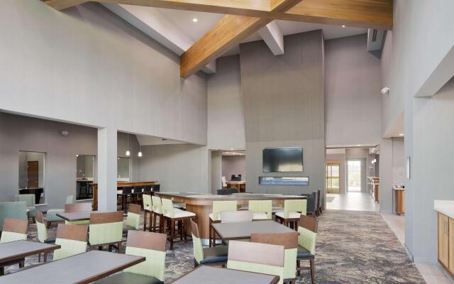 Homewood Suites by Hilton Topeka