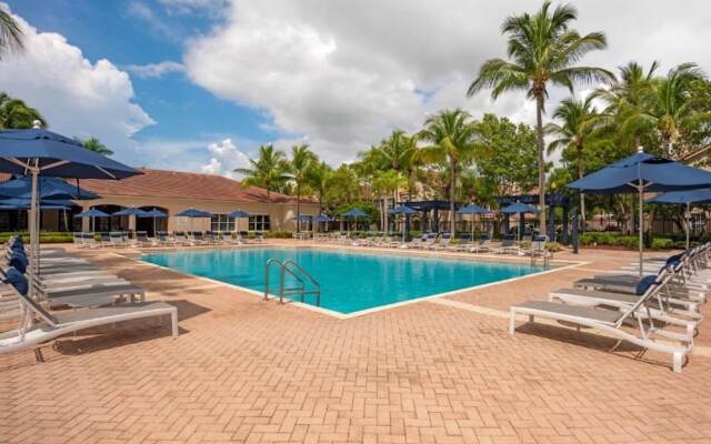 Kasa Wellington South Florida